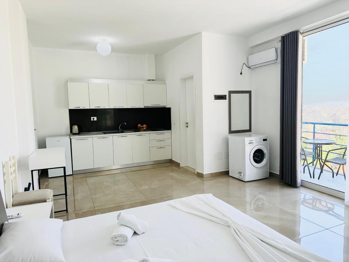 Jico Travel - Villa Colombo Влёра Экстерьер фото