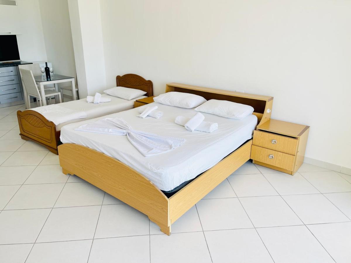 Jico Travel - Villa Colombo Влёра Экстерьер фото