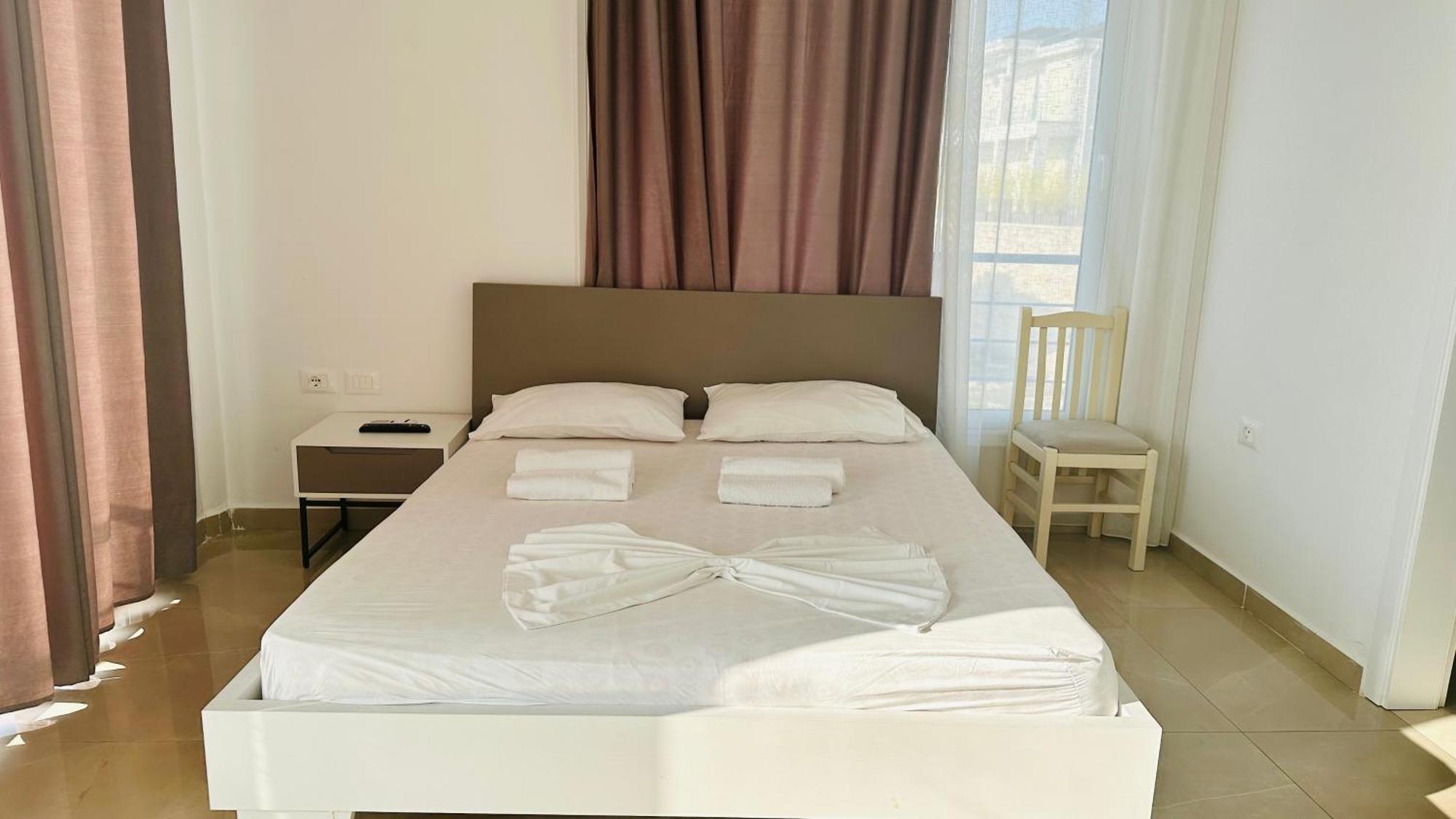 Jico Travel - Villa Colombo Влёра Экстерьер фото
