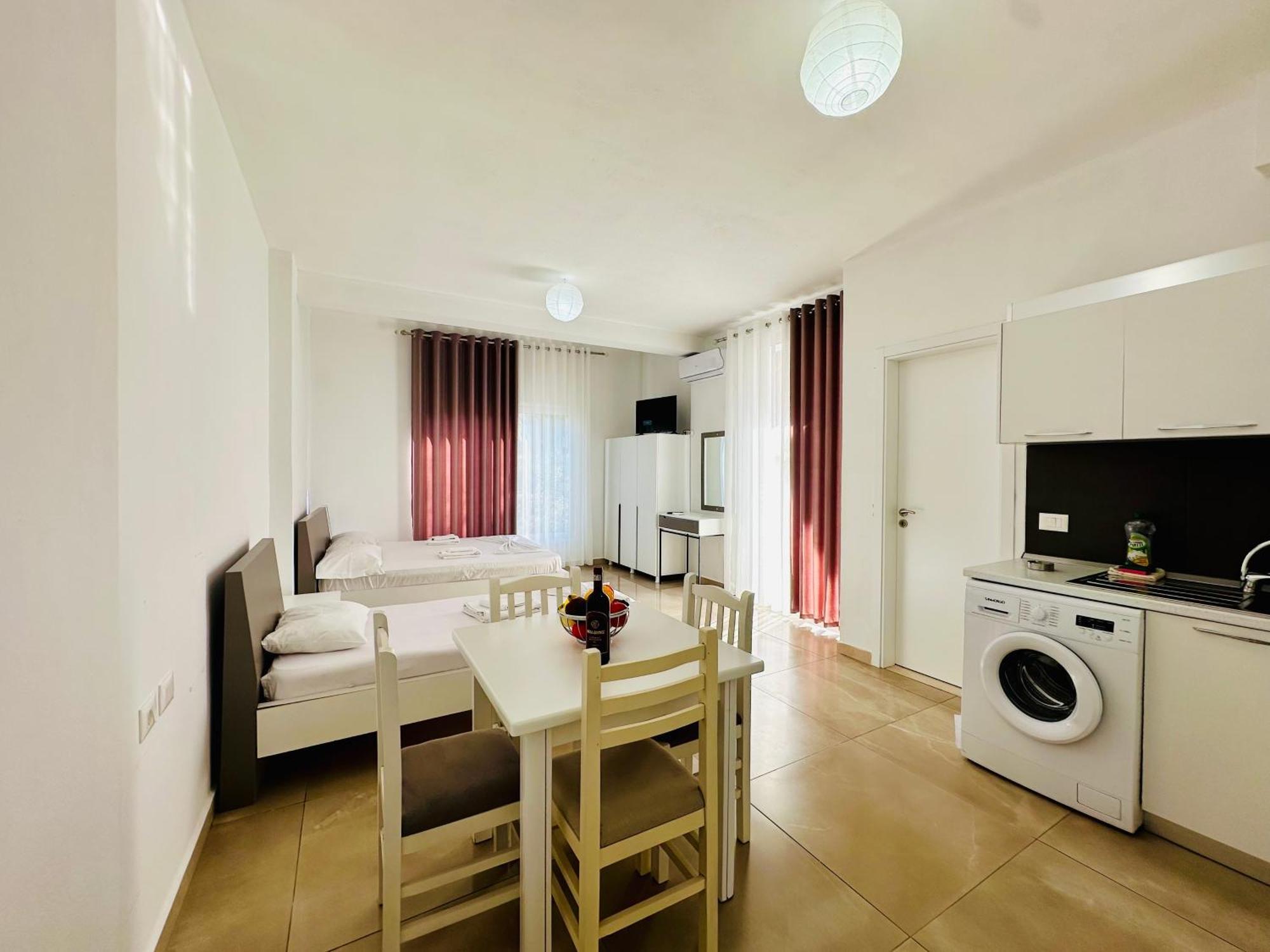 Jico Travel - Villa Colombo Влёра Номер фото